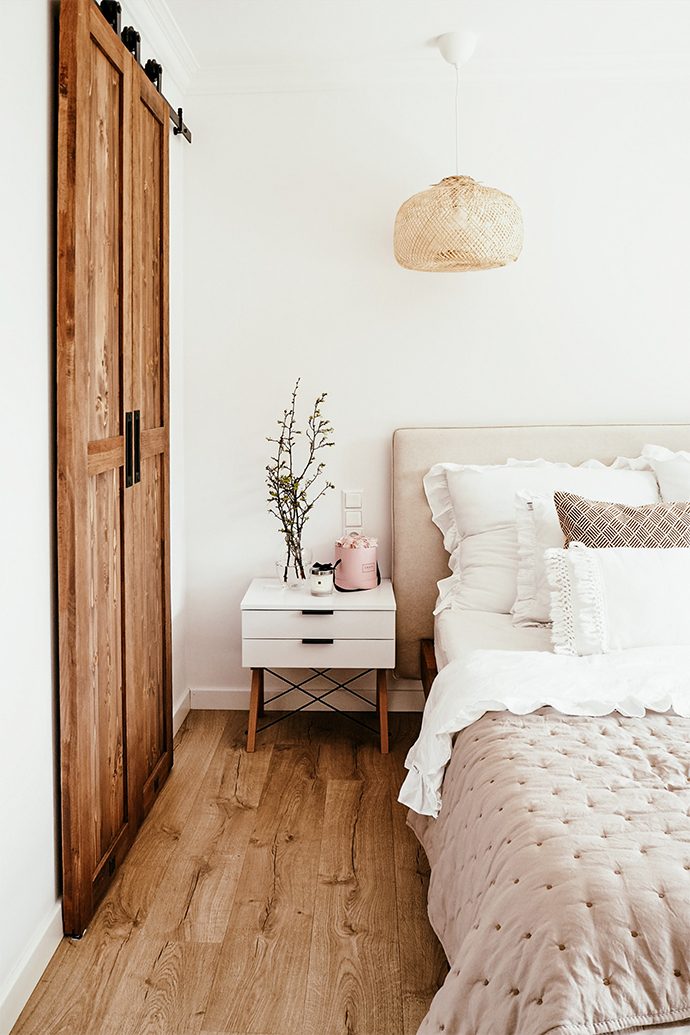 Doppelschiebetür holz im Schlafzimmer | RENO Türen