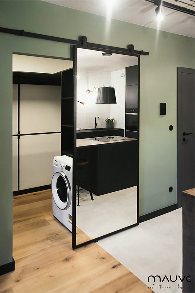 Kleine Wohnung im Retro Vintage Stil mit Loft Accessoires | RENO Türen