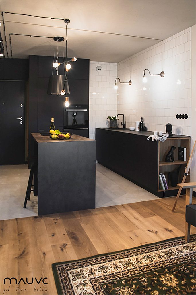 Kleine Wohnung im Retro Vintage Stil mit Loft Accessoires | RENO Türen